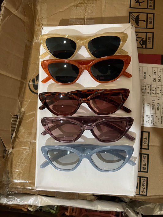 12 pieces 12$